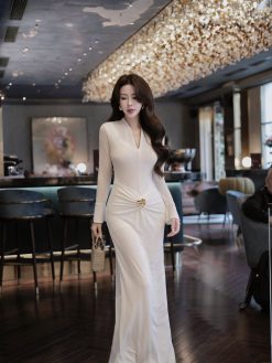 Váy nhúng đính tag dáng dài