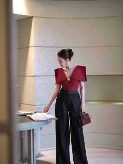 Quần jean mềm dáng suông thêu chỉ gân trắng