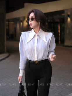 Áo sơ mi kẻ sọc xanh trắng