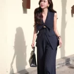 Set áo vest và quần dài kẻ sọc