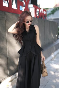 Áo vest sát nách cổ bẻ phối ren