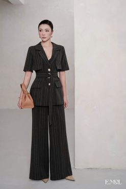 Set kẻ áo vest và quần ống rộng kèm đai eo áo