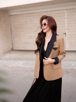 Áo blazer nâu camel phom suông công sở