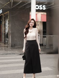 Chân váy dáng dài tà chéo trước công sở