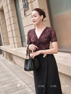 Áo ren hoạ tiết cổ V