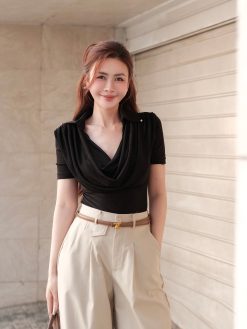 Áo nhúng cổ đổ phối khuy