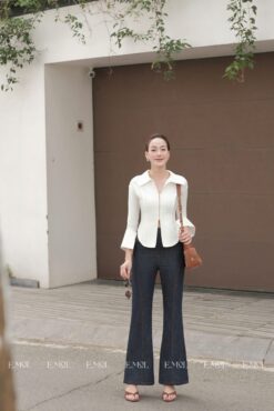 Quần jean ống loe cạp chỉ viền li hông