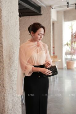 Áo sơ mi tơ vân thiết kế cổ choàng đính hoa hồng dài tay (Kèm áo 2 dây) Chiffon Rose