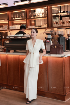 Áo vest cổ V xếp ly
