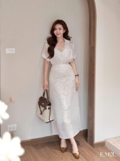 Set 3 món áo sơ mi kèm áo hai dây ren hoa thêu nổi và chân váy gấm